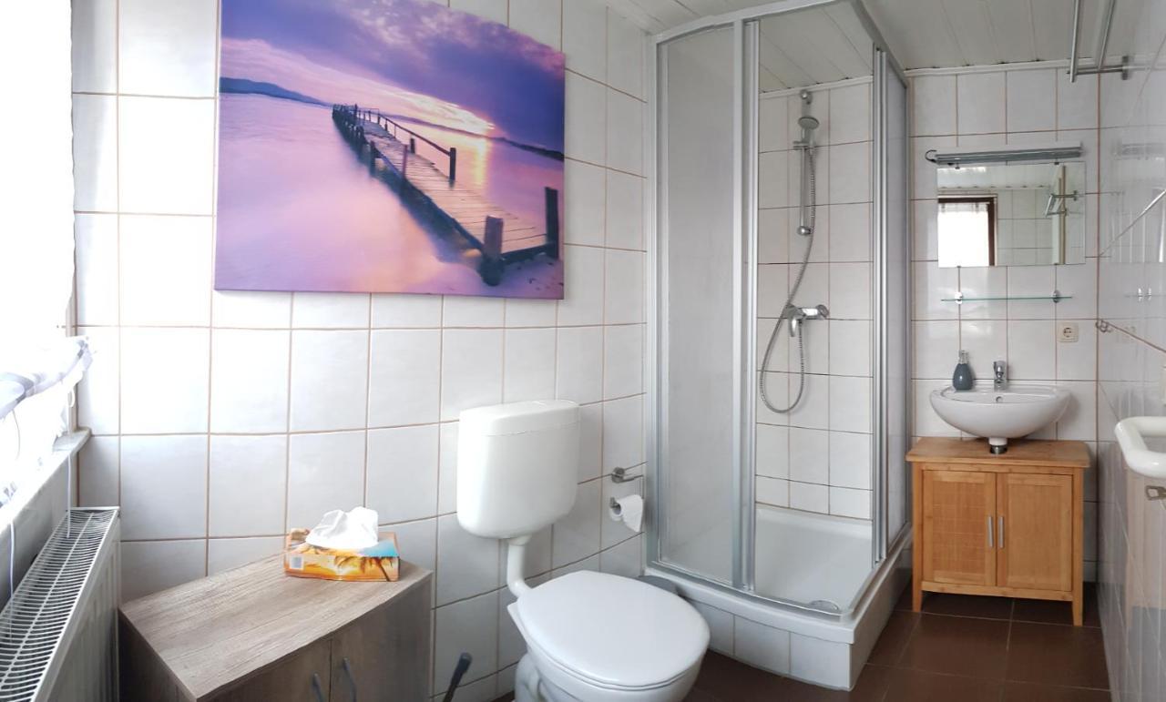 Gaestezimmer & Ferienwohnungen Thon Herbsleben Ngoại thất bức ảnh